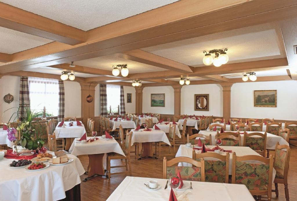 Hotel Landgasthof Kranz Huefingen Екстер'єр фото
