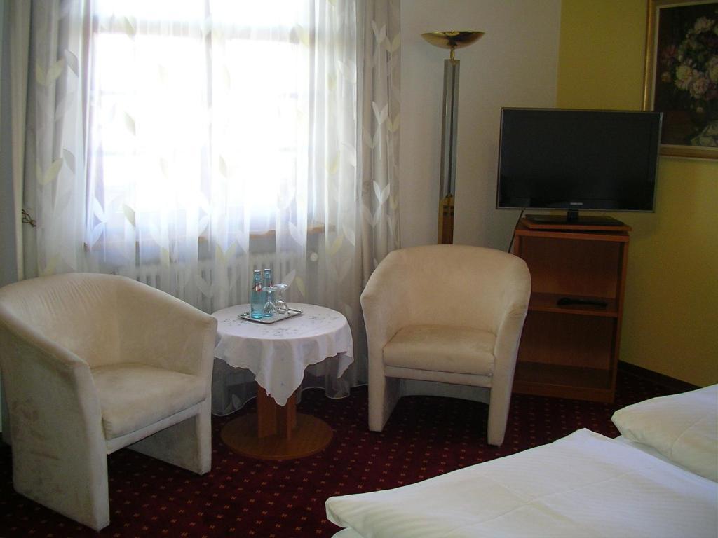 Hotel Landgasthof Kranz Huefingen Номер фото